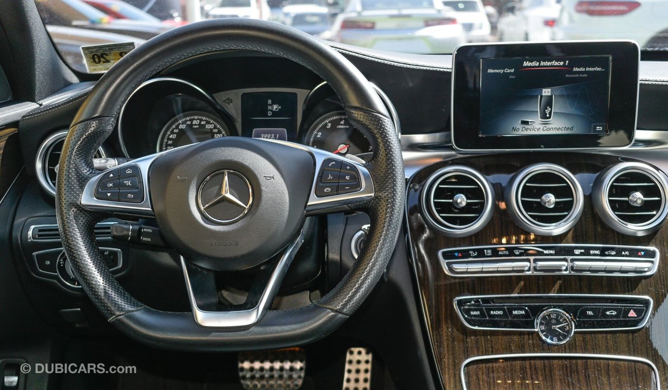 مرسيدس بنز C 300 4Matic