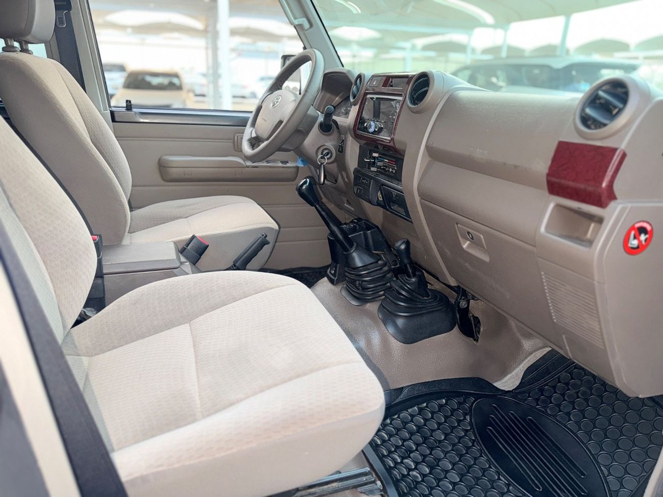 Toyota Land Cruiser Pick Up Double Cabin 4.5L