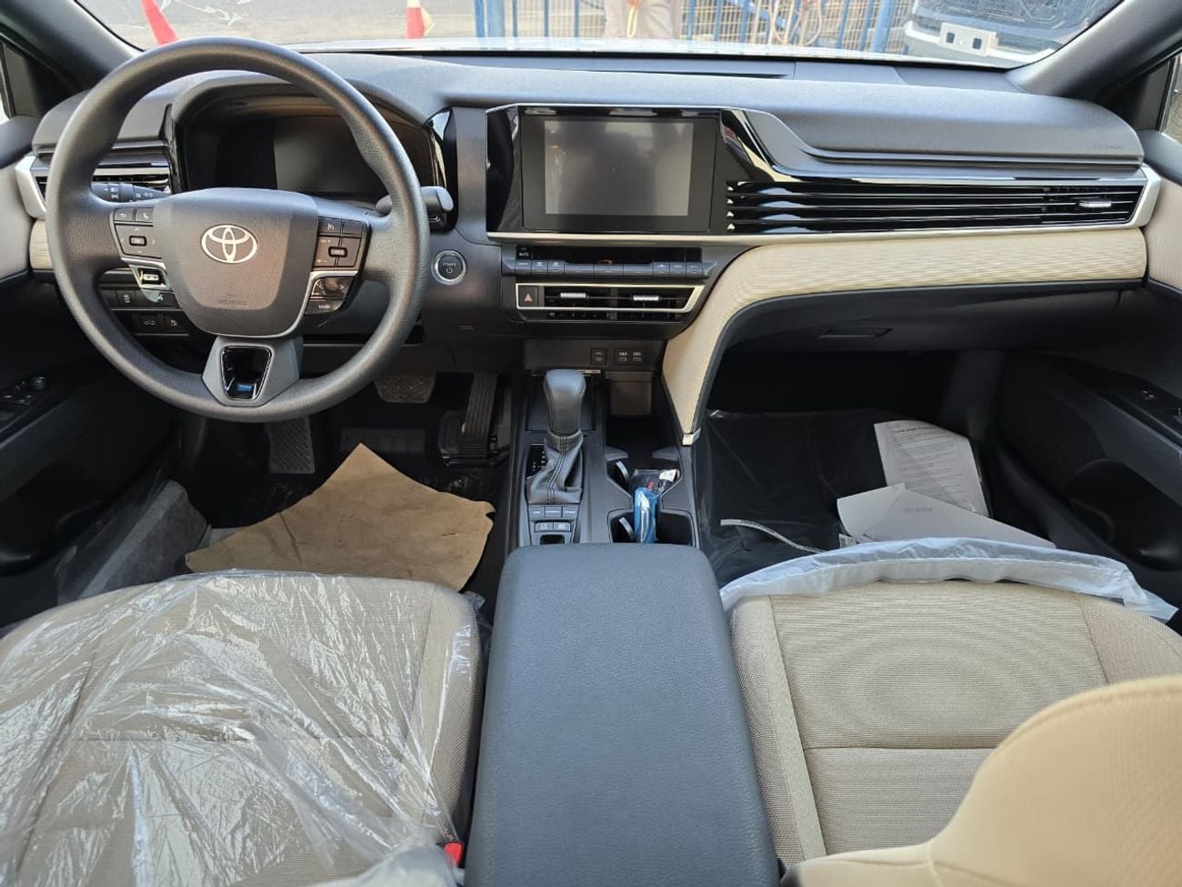 تويوتا كامري TOYOTA CAMRY 2.5L V4 HYBRID 2026 MODEL
