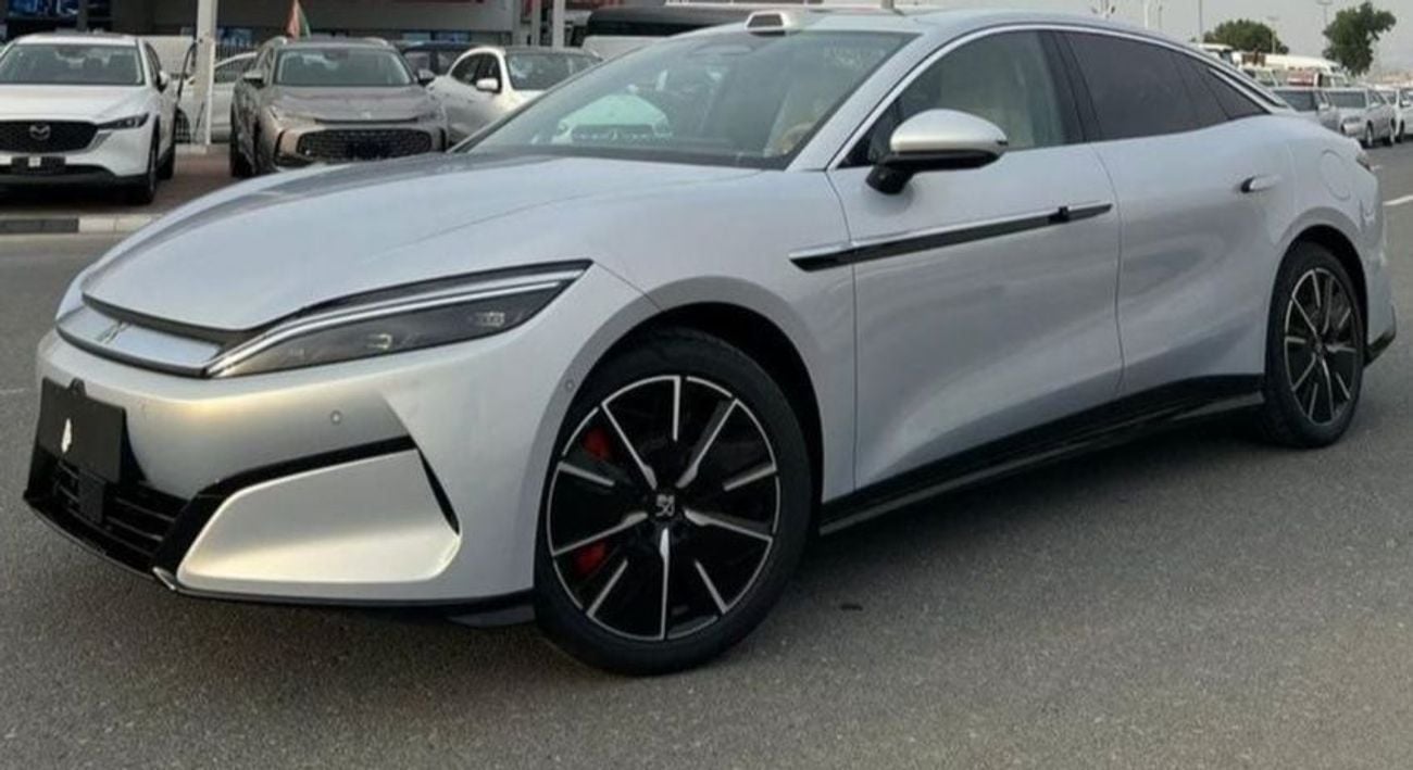 بي واي دي هان BYD HAN  L EV  701KM   Flagship