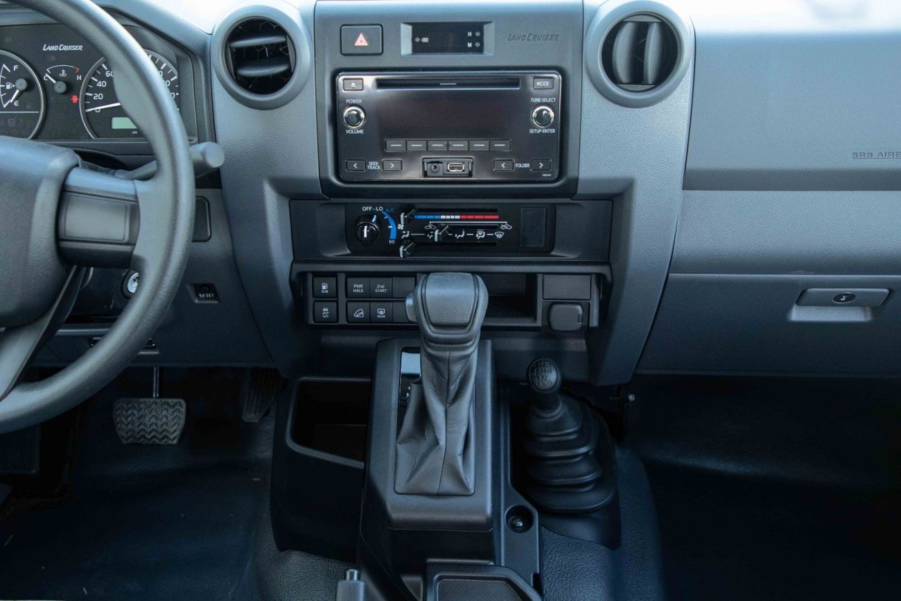 Toyota Land Cruiser 70 2024 Toyota Land Cruiser (LC78) 2.8 Hard Top 3DR - Beige inside Bluish Grey