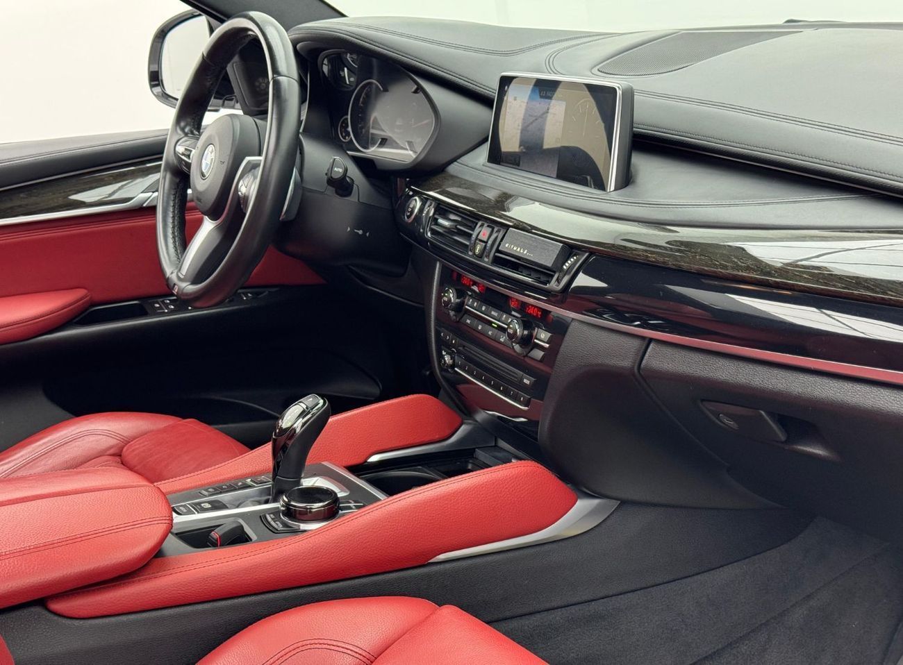 BMW X6 50i M Sport 4.4L 2018 BMW X6 xDrive50i M Sport, 2026 Agency Warranty & Service, Agency FSH, GCC