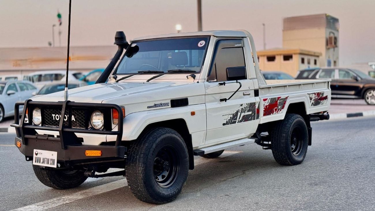 تويوتا لاند كروزر بيك آب SINGLE CABIN | RHD | 1990 | 4.0L DIESEL ENGINE | MAUNAL TRANSMISSION | AIR SNORKEL