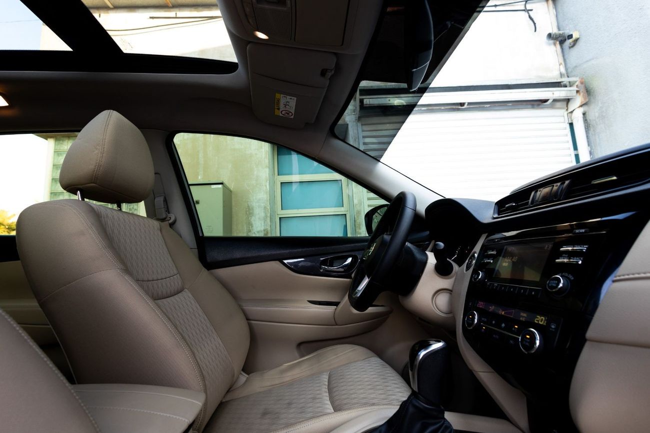 نيسان إكس تريل SV 2.5L Nissan X-Trail SV 2018 GCC under Warranty with Flexible Down-Payment.