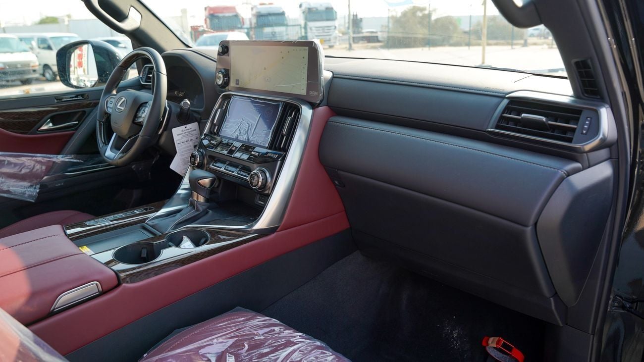 Lexus LX600 SIGNATURE
