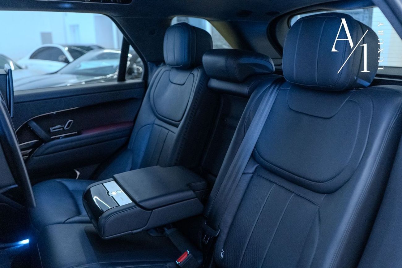 لاند روفر رينج روفر سبورت P530 First Edition 2023 Range Rover Sport, 2027 Range Rover Warranty, Fully Loaded, Very Low Km, GCC