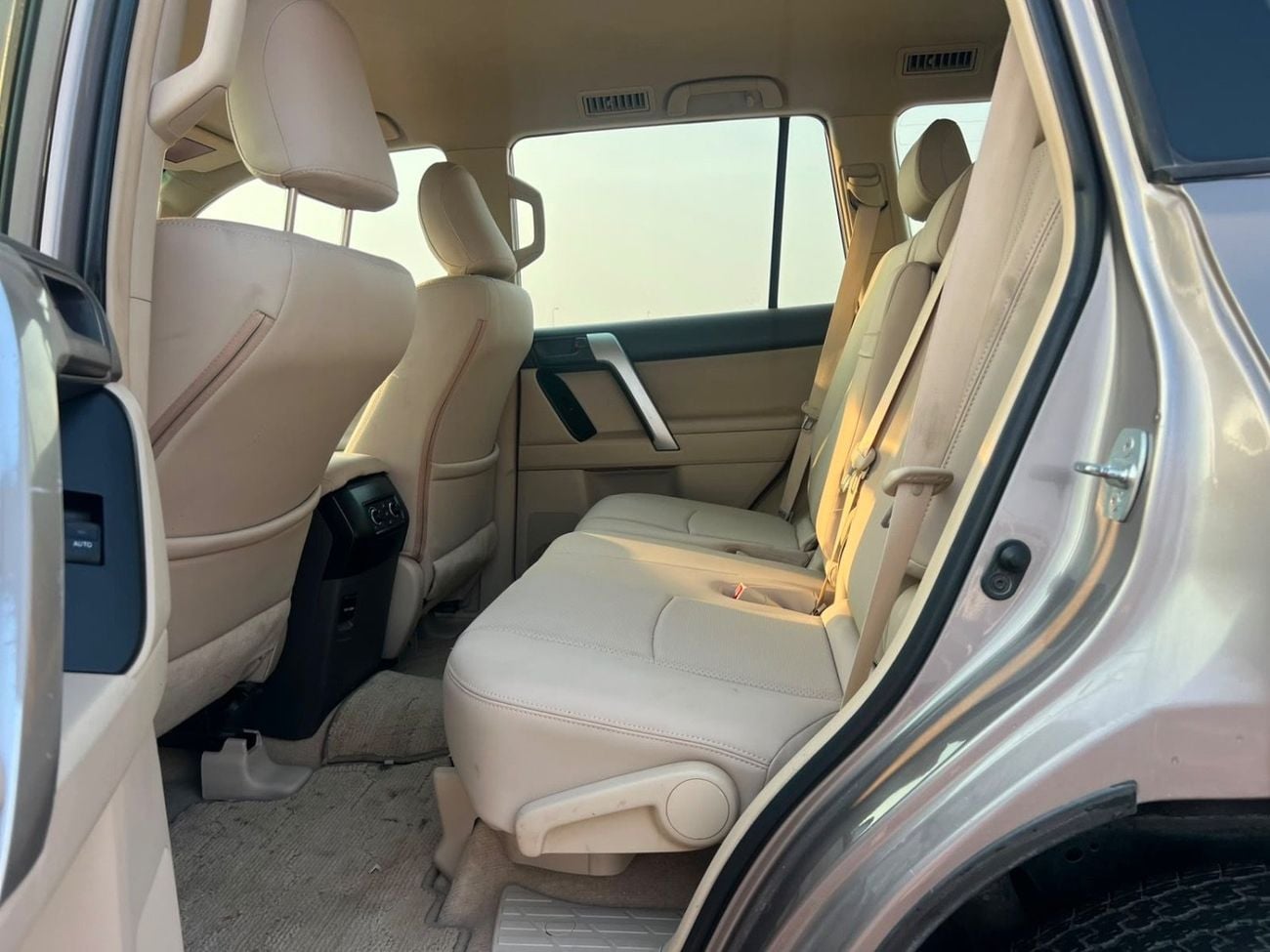 Toyota Prado TX-L 2022  Toyota Prado TXL 2.7L V4- AWD 4x4 - No Accedent -  - Rear Sensor -