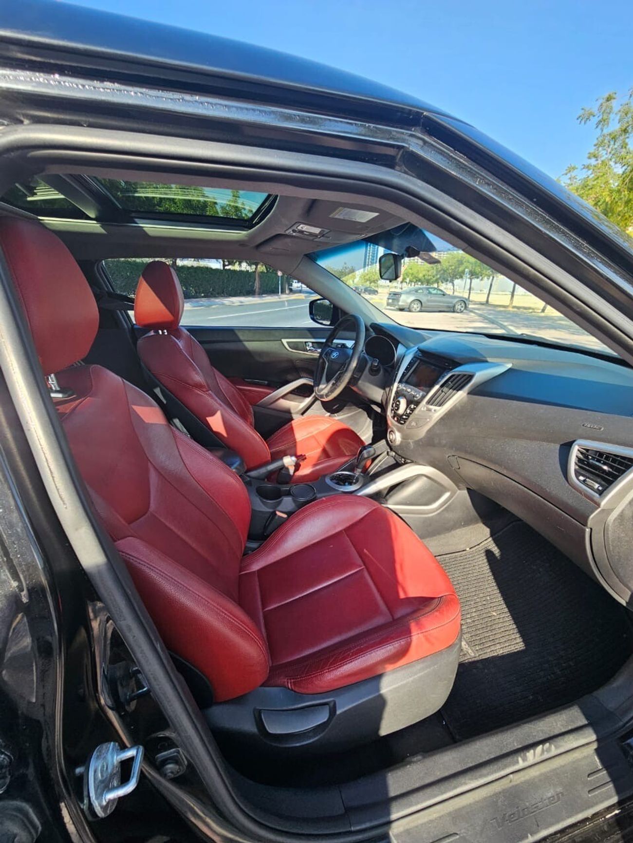 Hyundai Veloster Haychback