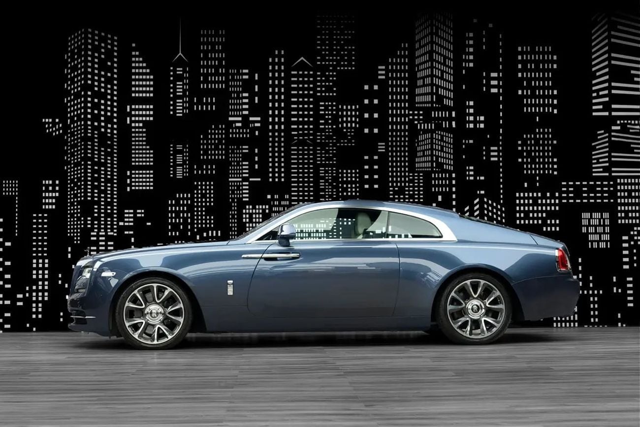 Rolls Royce Wraith ROLLS ROYCE | WRAITH SILVER BADGE | GCC SPECS LOW MILEAGE