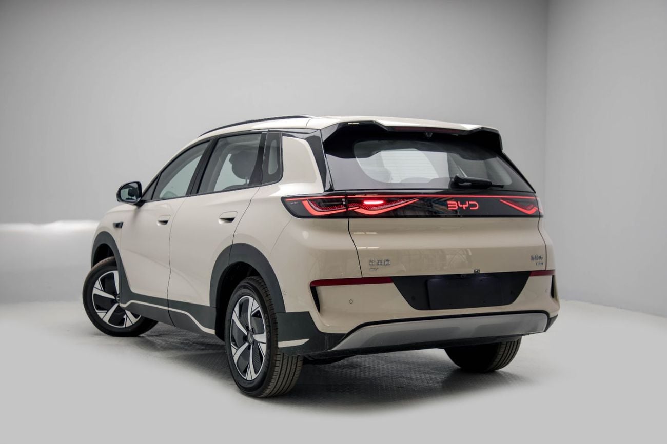 بي واي دي سيليون 05 Intelligent Navigation - Warm Sun White Inside Black | Export Only