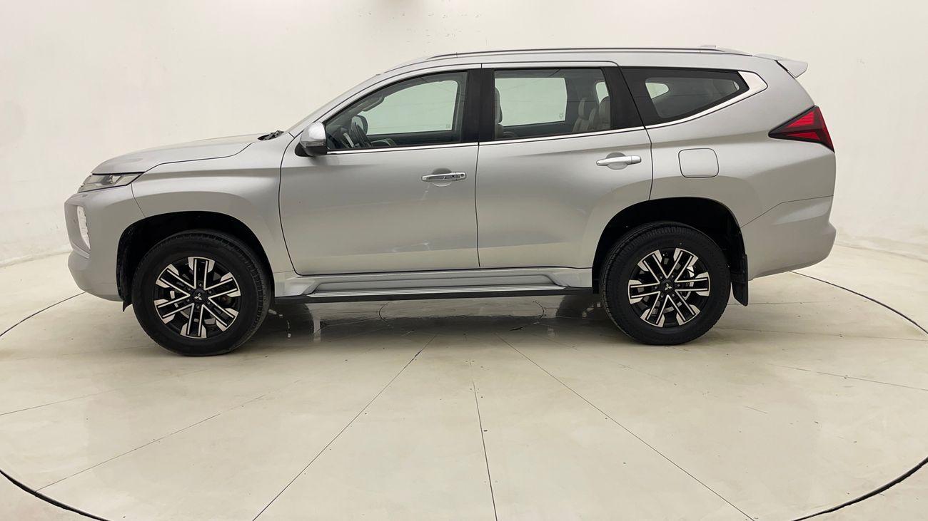 ميتسوبيشي مونتيرو سبورت GLS PREMIUM 3 | بدون دفعة مقدمة | اختبار القيادة في المنزل