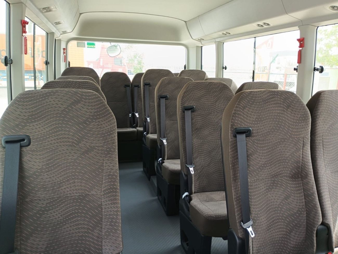 تويوتا كوستر 2.7L (23-Seater)