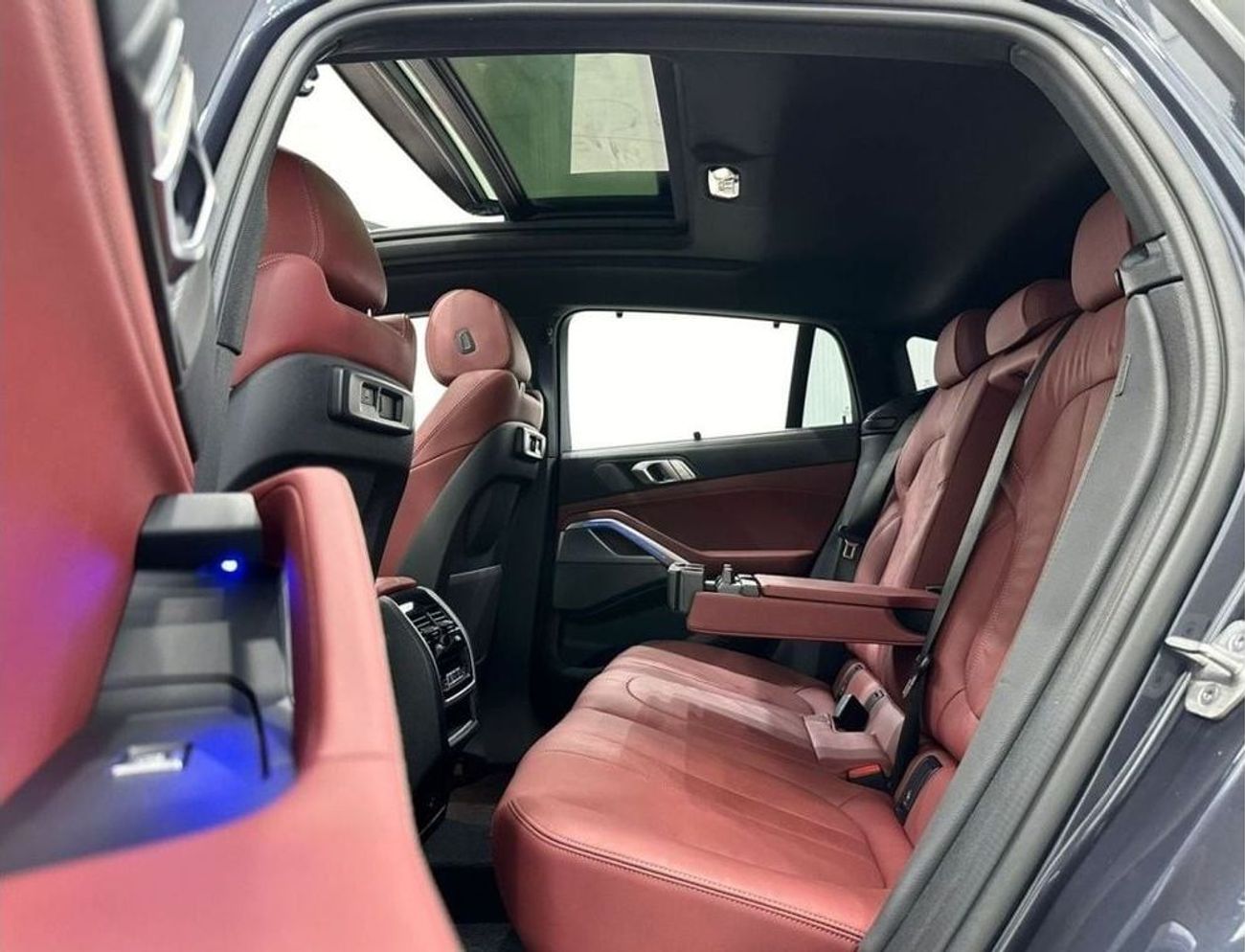 BMW X6 40i xLine 2021 BMW X6 xDrive40i X-Line, Feb 2026 BMW Warranty + Service Pack, Full Options, Low Kms,