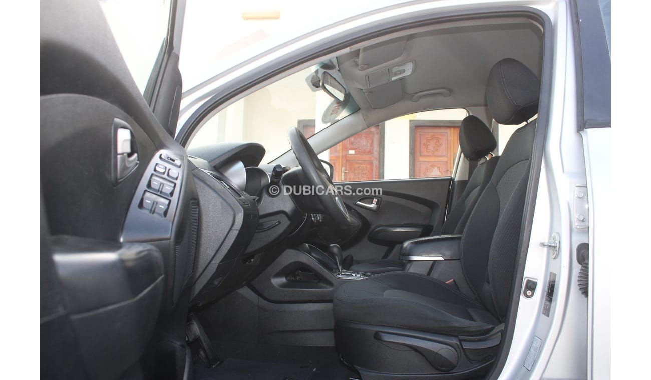 Hyundai Tucson GL Hyundai Tucson 2014 GCC in excellent condition without accidents, very clean from inside and outs