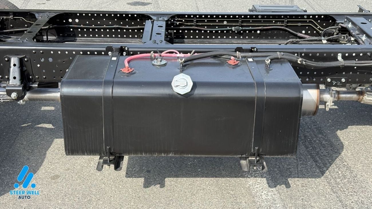 Isuzu NPR 2025 | 5.2L Diesel Manual | Bare Chassis | 16ft | GCC | Like New