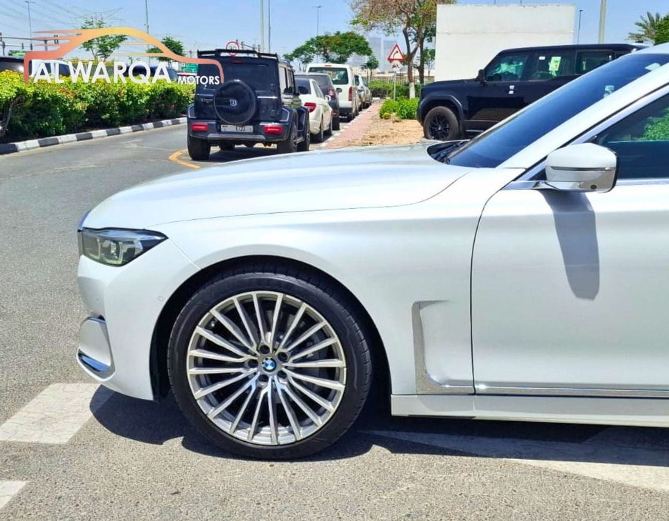 بي أم دبليو 730Li EXCELLENCE