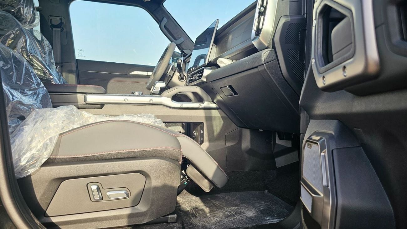 Jetour T2 2.0T CONQUER Pro 8AT 4WD 2025-2025 BLACK-BLACK (EXPORT PRICE)