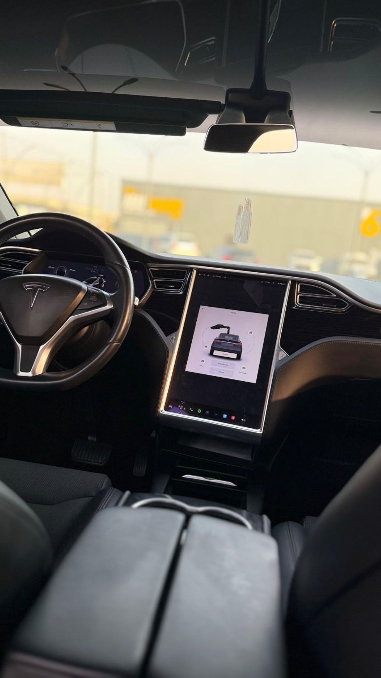 تسلا موديل اكس Long Range (AWD)