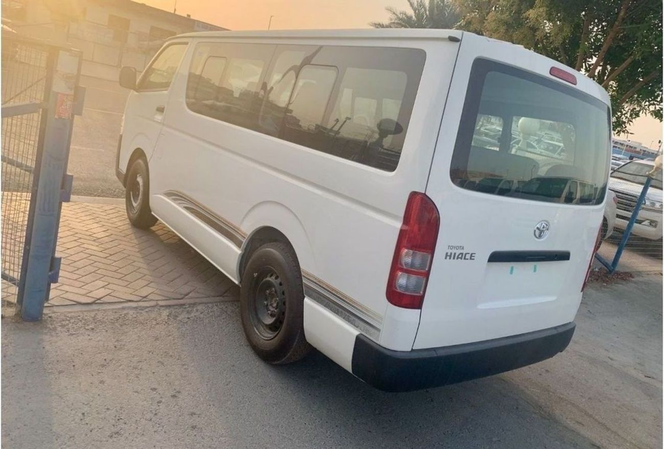 Toyota Hiace 2500cc DSL AIRBAGS + ABS 15 SEATER 2023MY