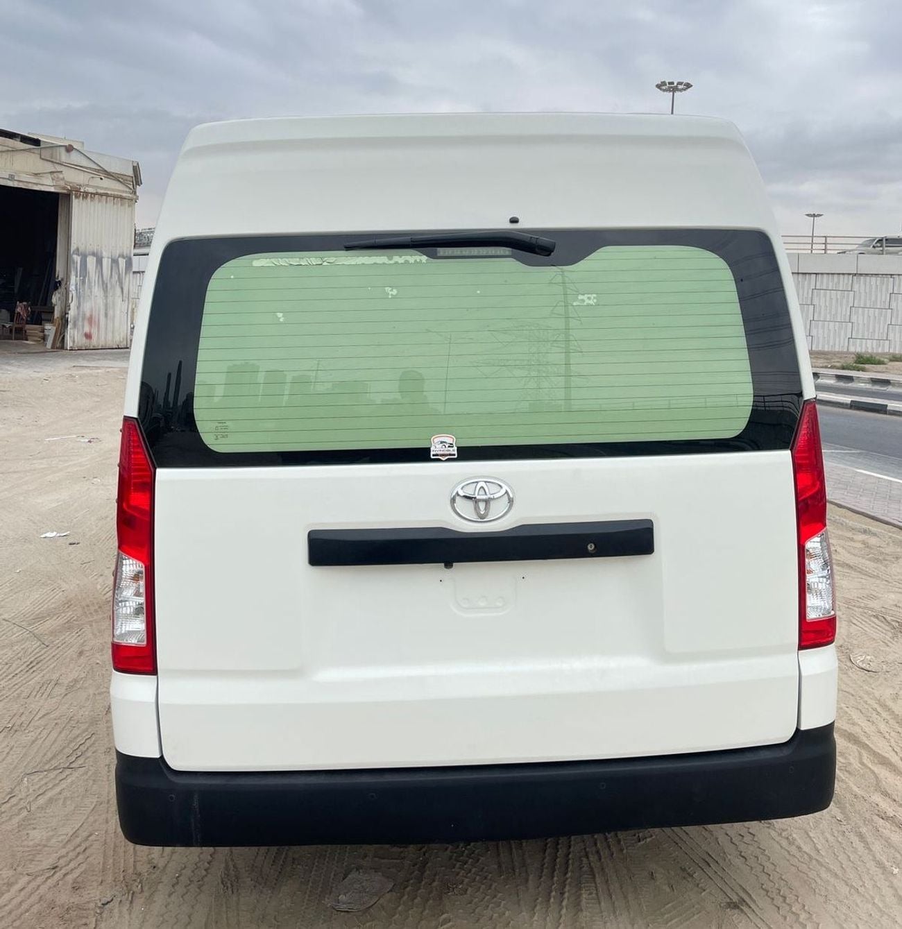 Toyota Hiace DLS - STD ROOF Right Hand Drive