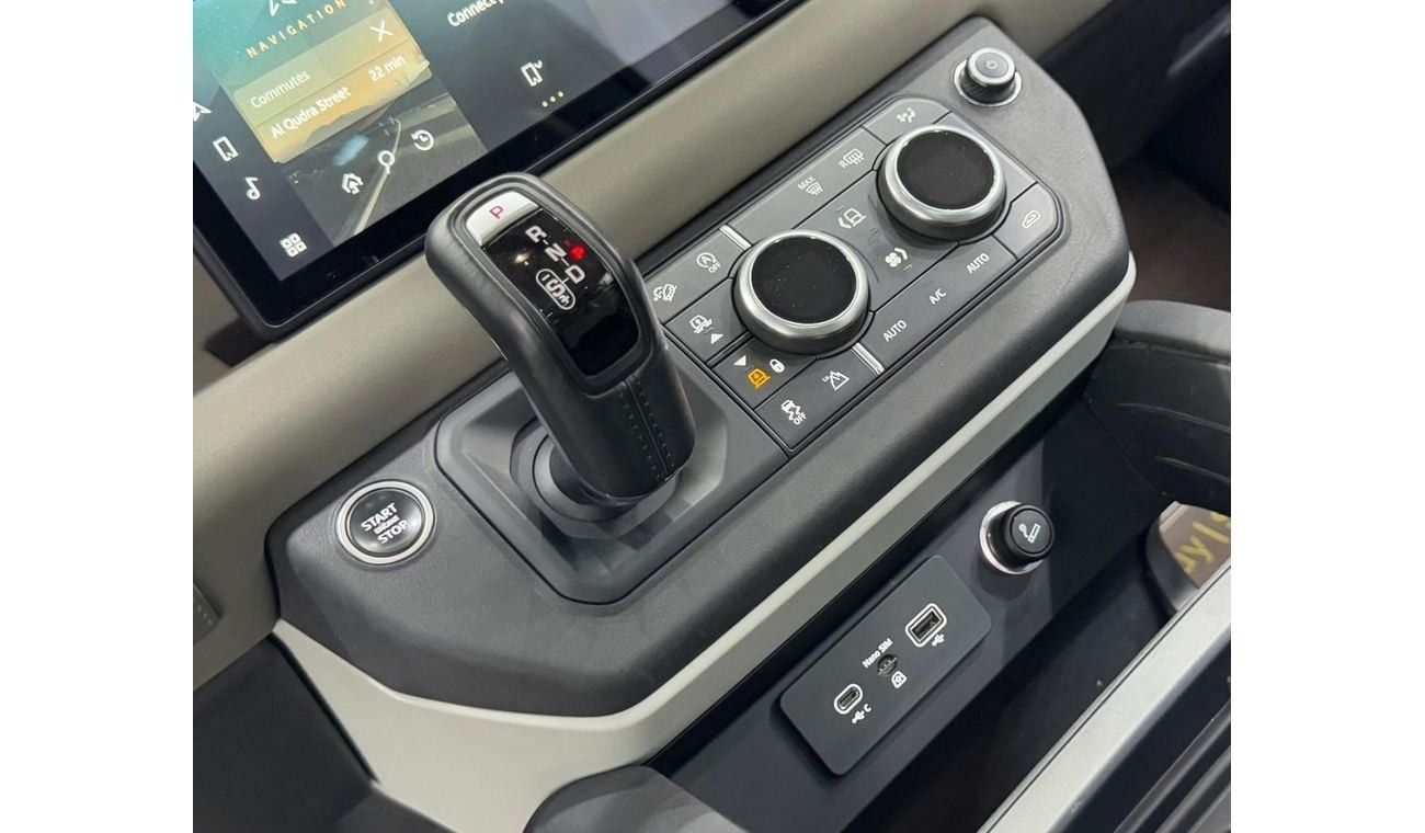 لاند روفر ديفندر 110 SE P300 2.0L 2022 Land Rover Defender P300 110 SE, 2026 Land Rover Warranty, Excellent Condition