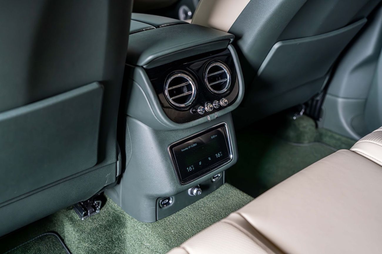 Bentley Bentayga S 4.0T GCC-1Owner-Al Habtoor Warranty Service Contract Until 2029-Bespoke Order