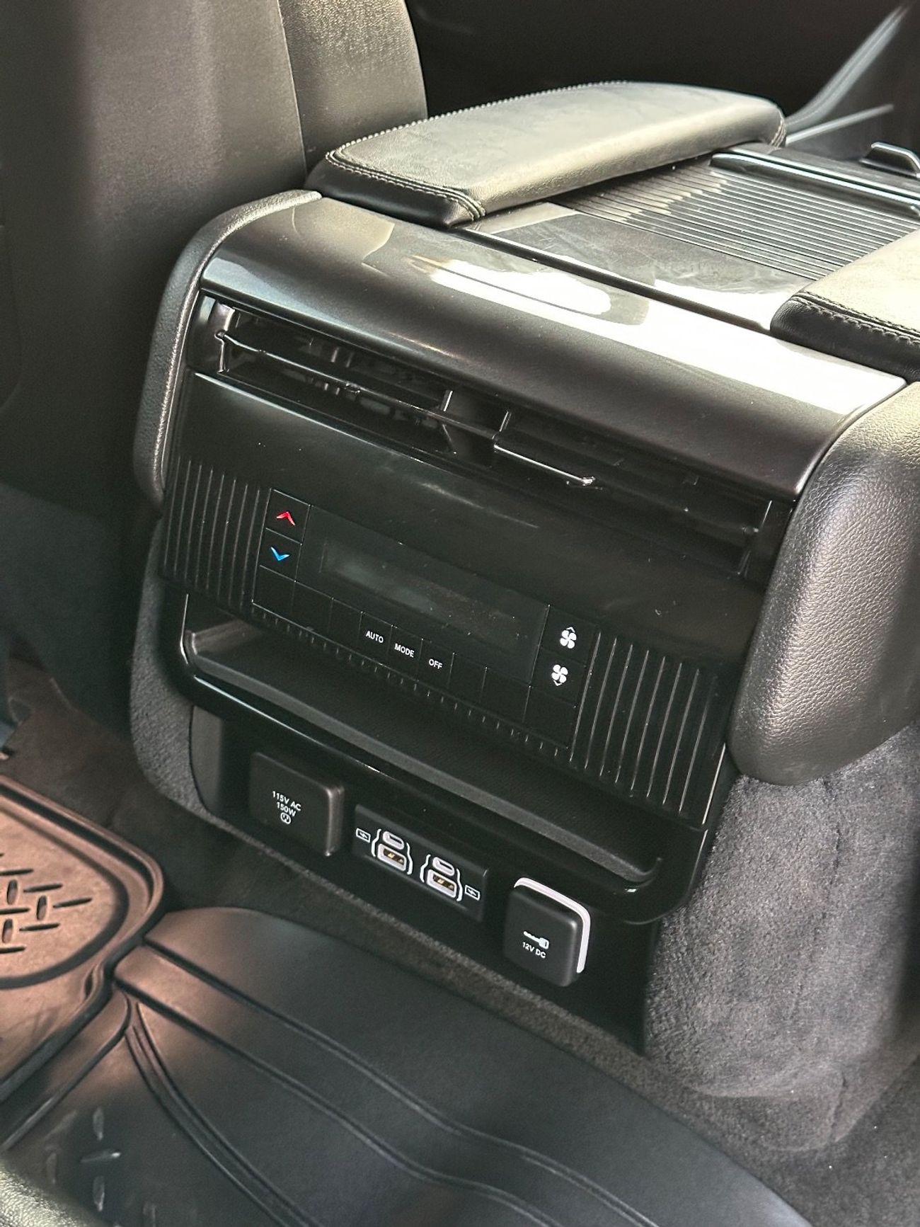 Jeep Wagoneer L Series I 2023 AWD