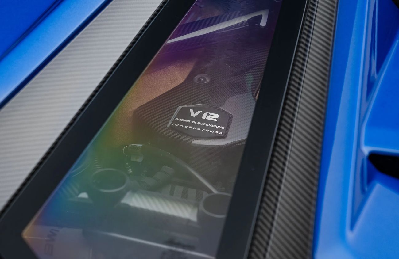 Lamborghini Aventador 6.5L V12 Naturally Aspirated Engine