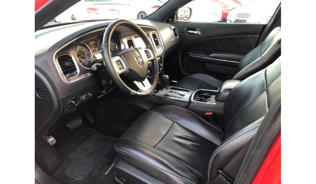 Dodge Charger Dodge Charger model 2014 GCC car prefect condition one owner 2keys original paint full option sun r