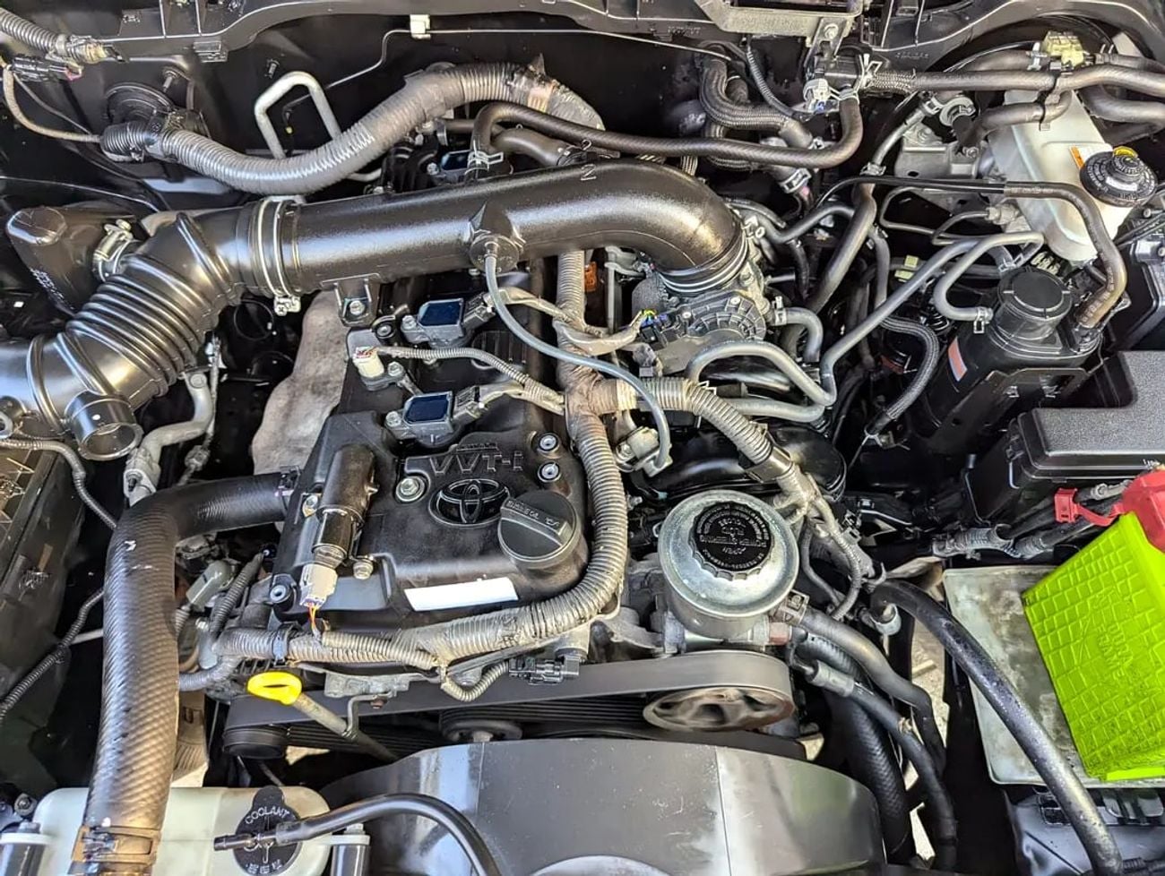 Toyota Fortuner EXR FACELIFTED GCC V4 2.7L 4X4 IN PERFECT CONDITION