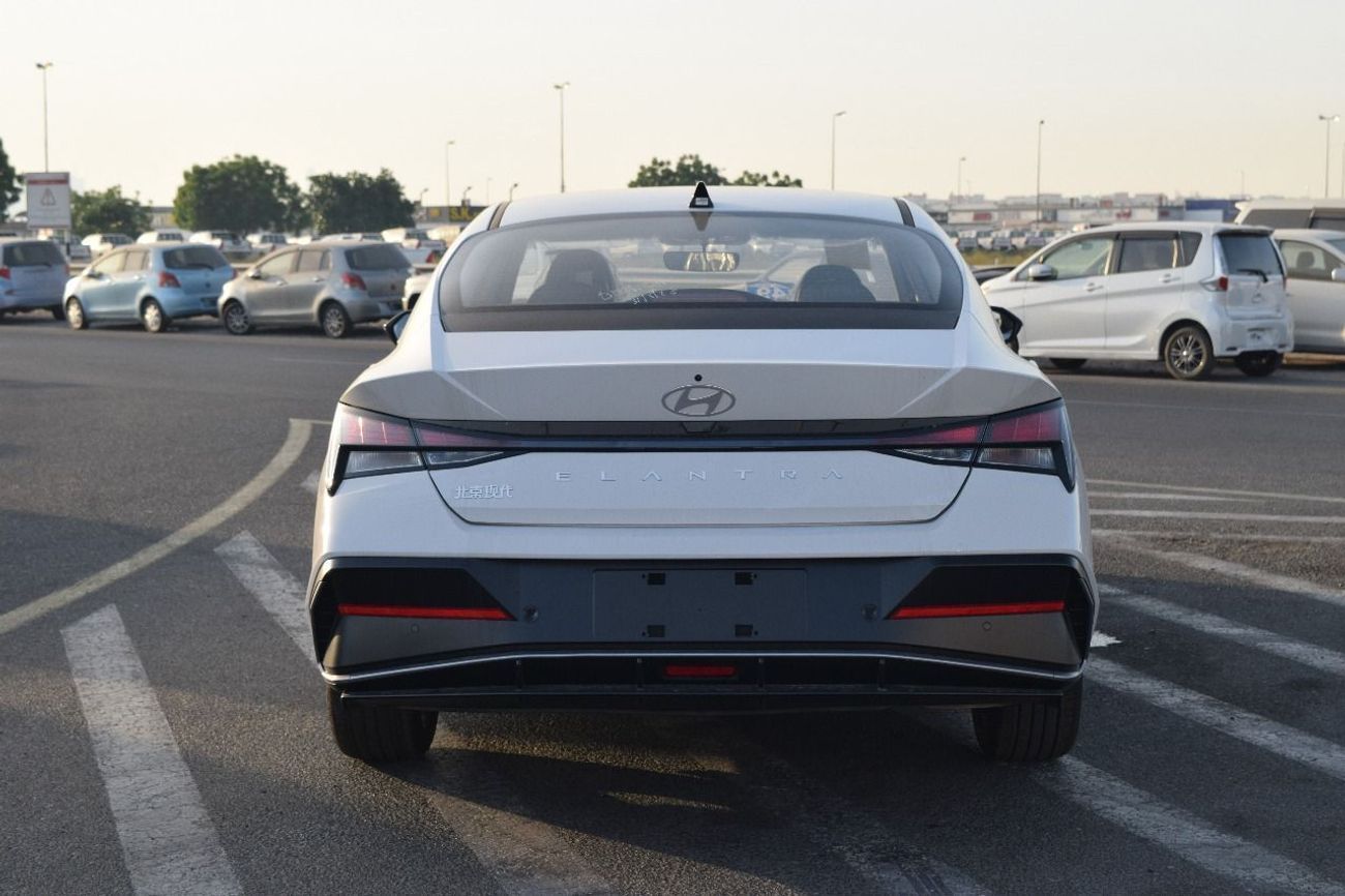 هيونداي إلانترا GL 1.6L