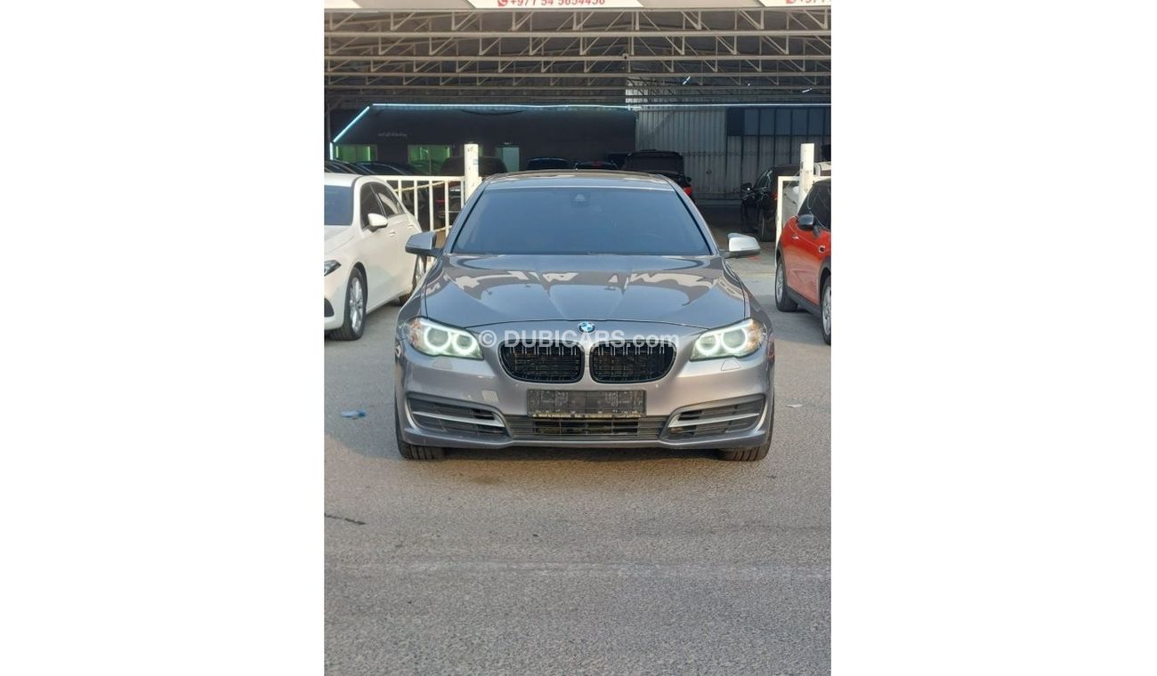 BMW 520i
