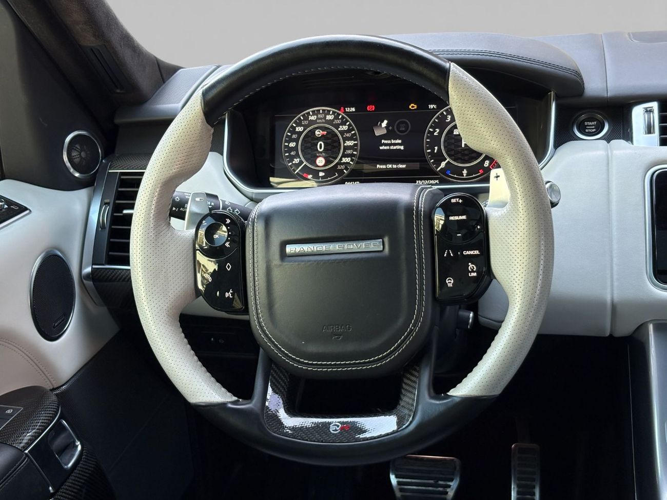 Land Rover Range Rover Sport SVR 5.0L (550 HP) RANGE ROVER SPORT SVR CARBON EDITION 5.0L V8 SC A/T | 2022 | AED 3,760 per month