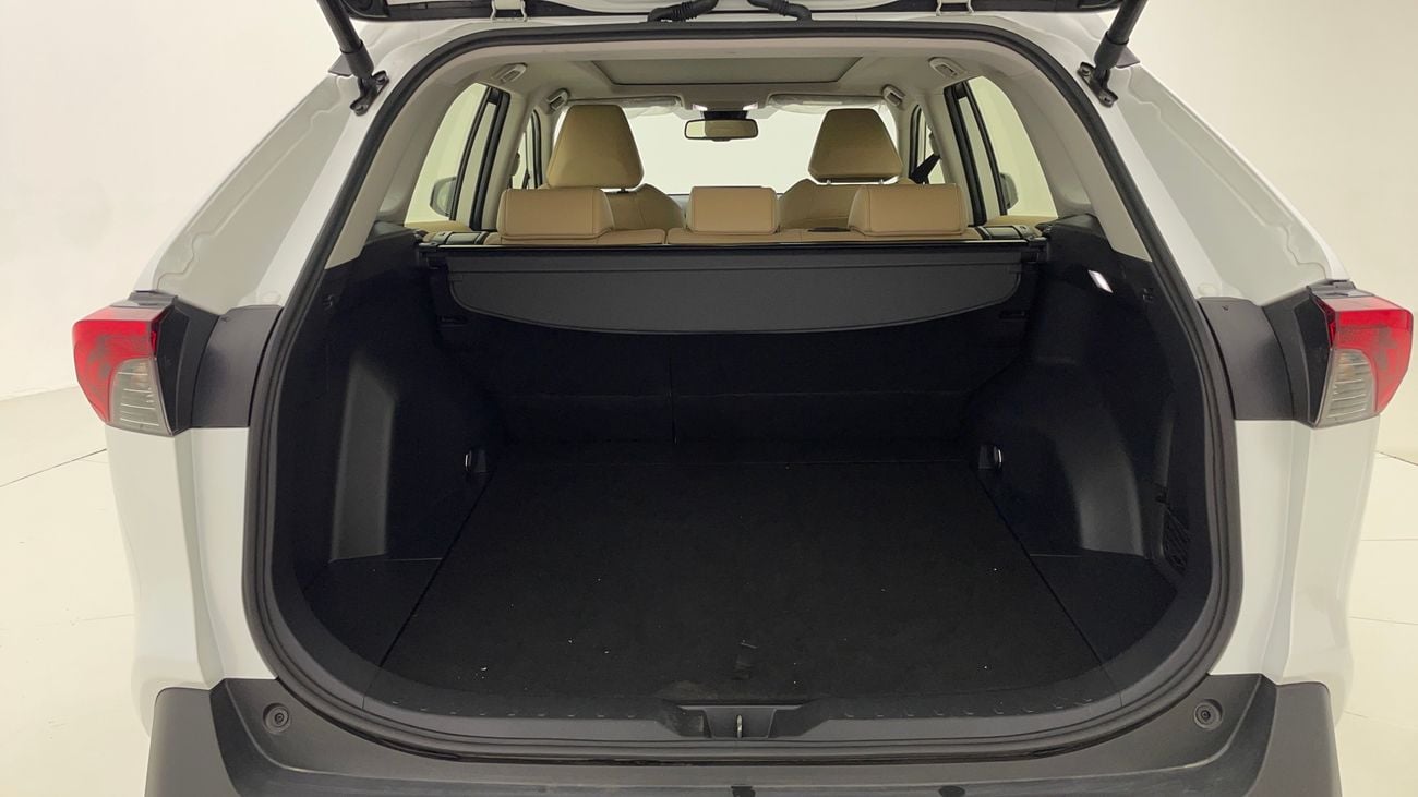 Toyota RAV4 VXR HEV 2.5 | Zero Down Payment | Home Test Drive