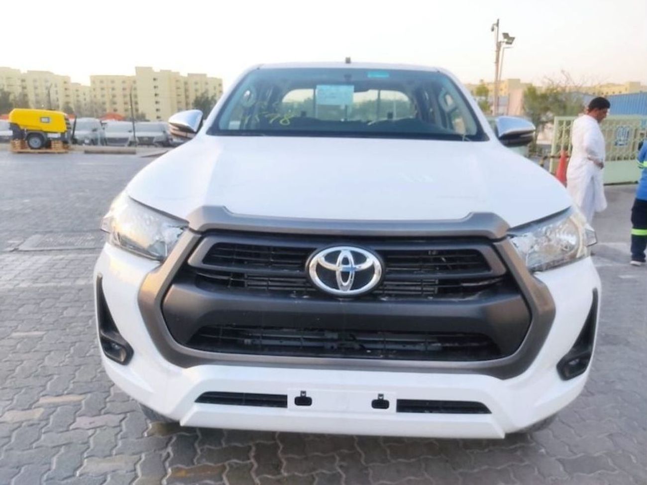 تويوتا هيلوكس TOYOTA HILUX DOUBLE CAB ACTIVE DIESEL 2.4L G4