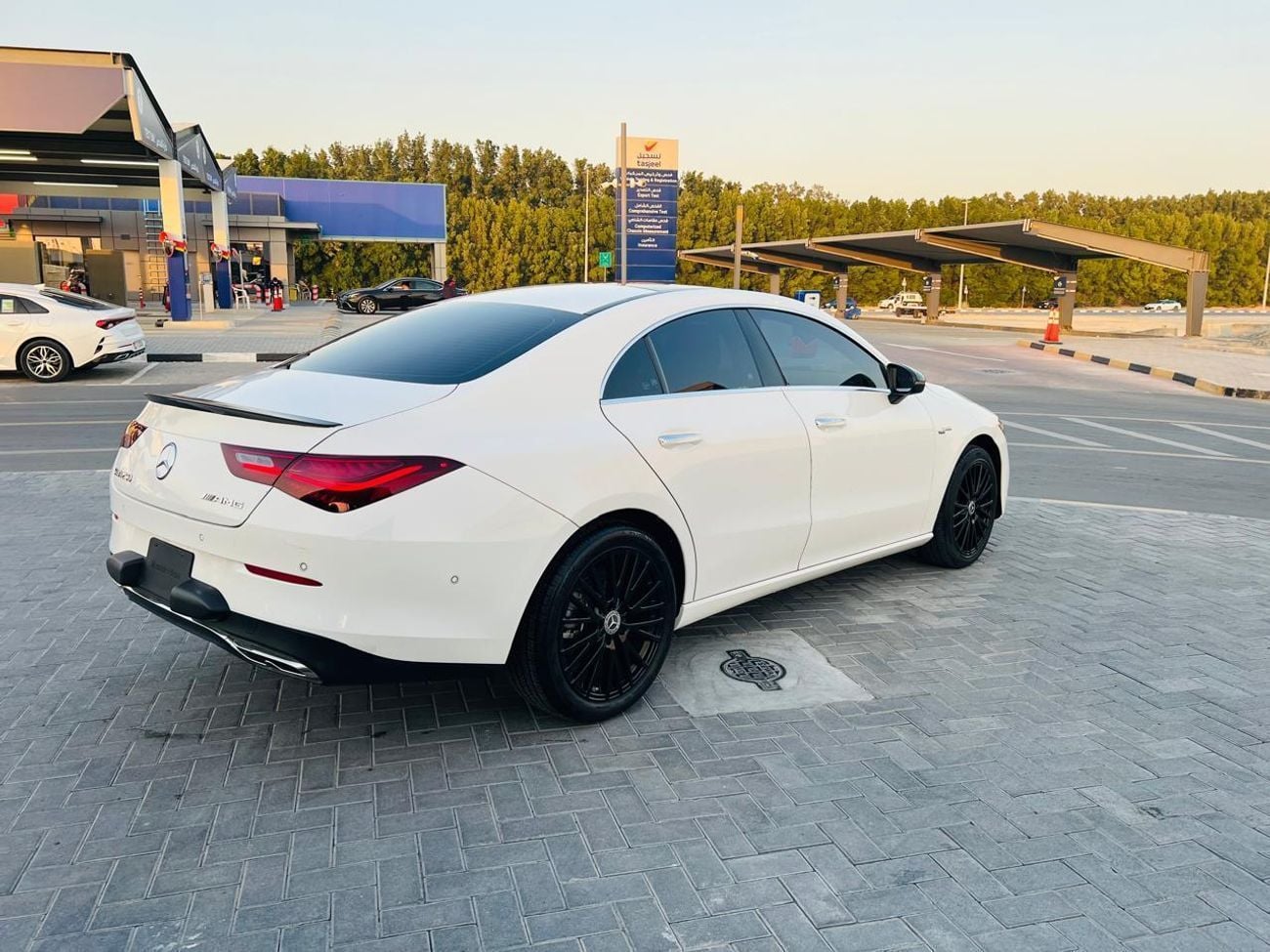 مرسيدس بنز CLA 250 PREMIUM PLUS Premium + 2.0L