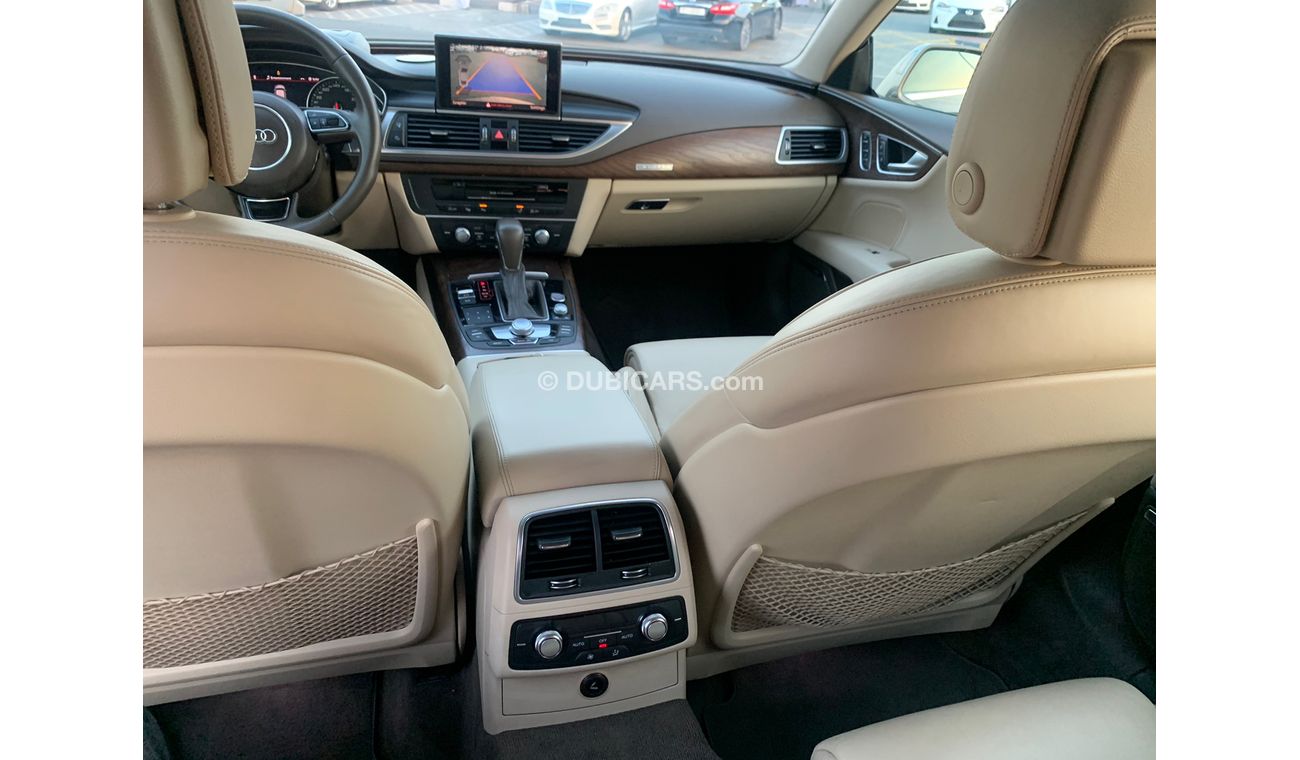 أودي A7 Audi a7 S line (50 tfsi) supercharged quattro Gcc_2016_Excellent_Condition Full option