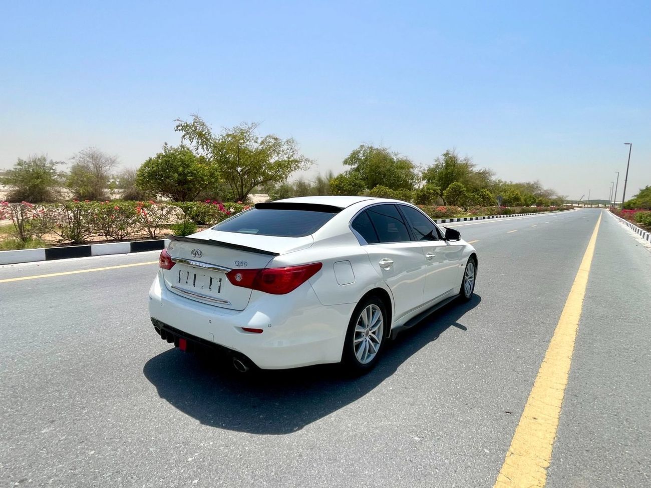 Infiniti Q50 Turbo 2.0L