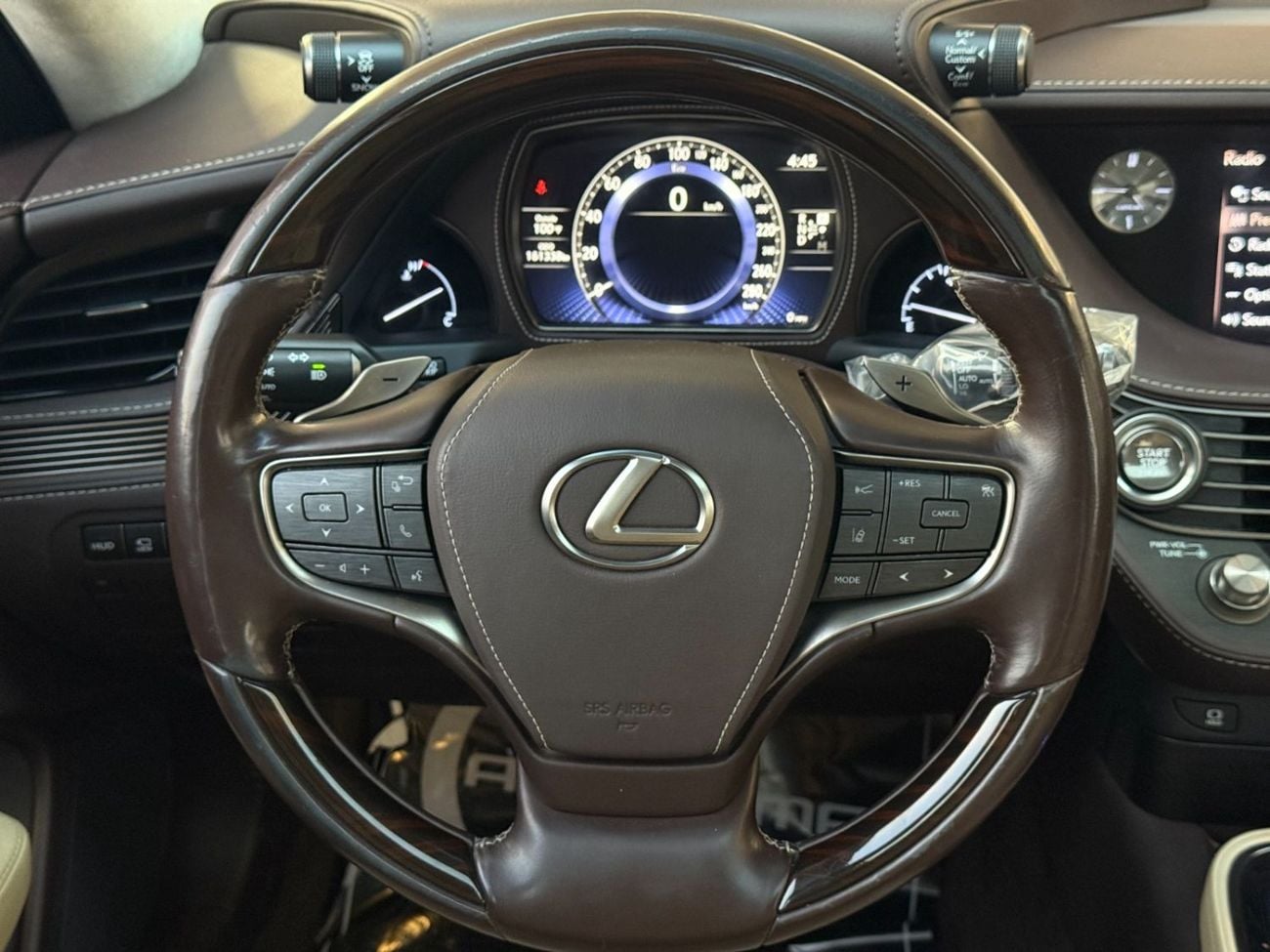 Lexus LS500 TITANIUM