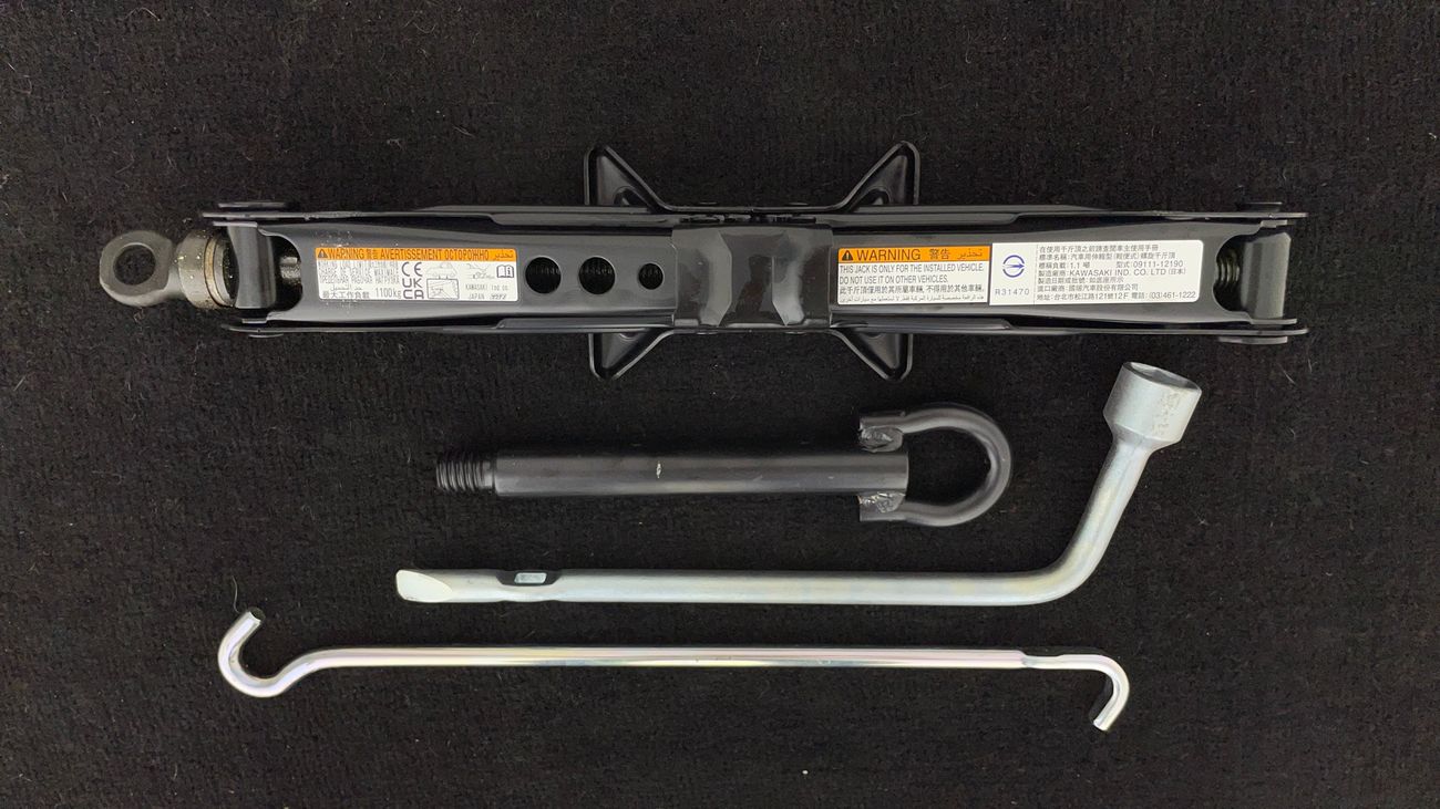 تويوتا كورولا XLI 1.6 | بدون دفعة مقدمة | اختبار قيادة مجاني للمنزل