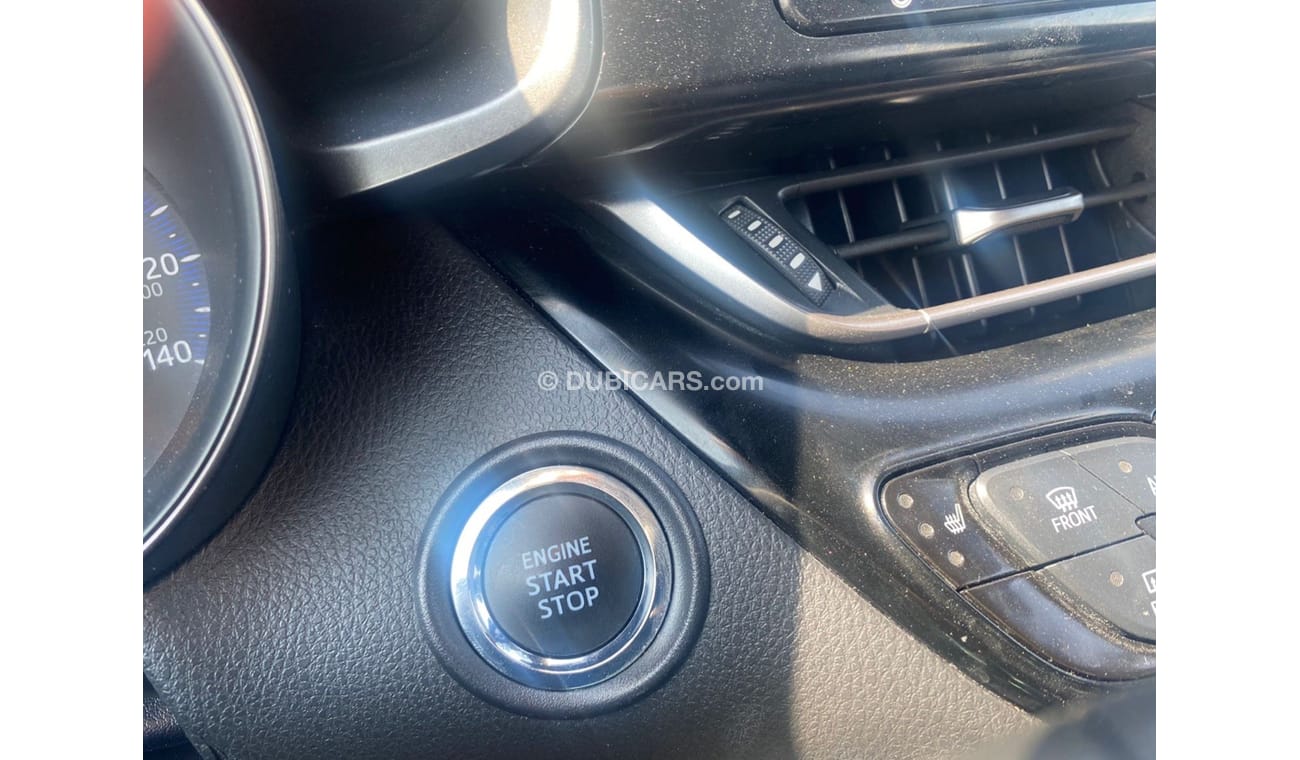 تويوتا CHR 2018 TOYOTA C-HR