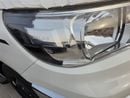 تويوتا هيلوكس STD 2.0L 4x2