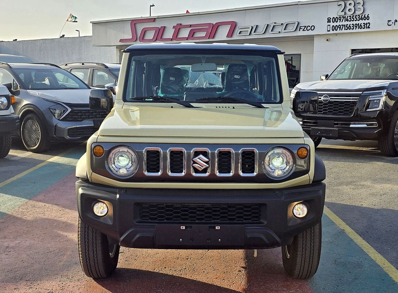 سوزوكي جيمني SUZUKI Jimny GLX 1.5L AT SUV 4WD 5Doors beige color with black roof gcc 2026 model