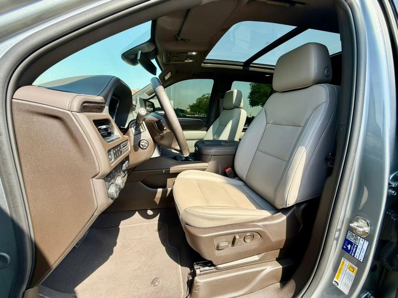 Chevrolet Tahoe CHEVROLET TAHOE Z71 6.2 GCC SPECS YEAR 2024 FULL SERVICE HISTORY UNDER WARRANTY TILL 2030 AND SERVIC
