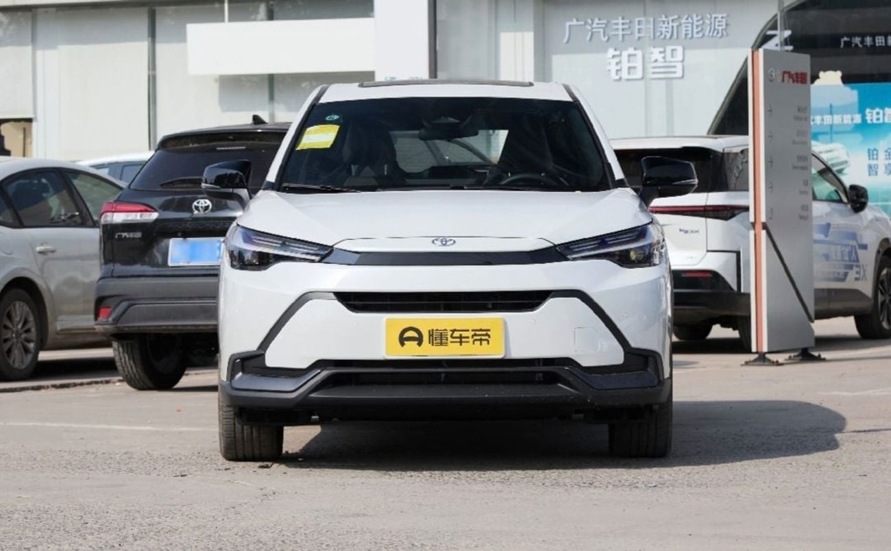 تويوتا فرونتلاندر Luxury Plus