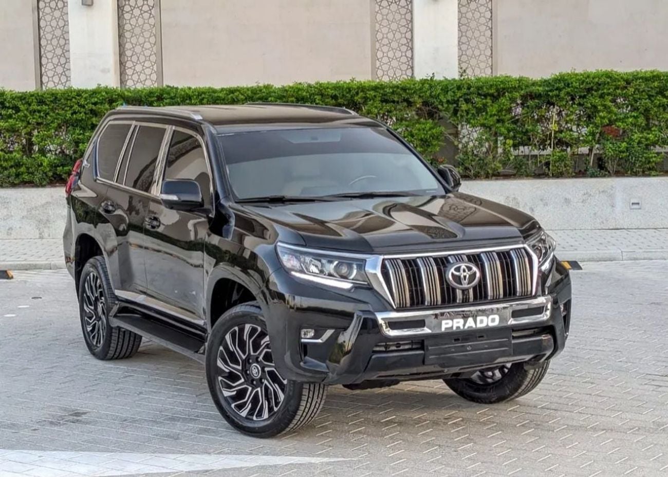 تويوتا برادو Toyota prado 2011model Facelifte 2023 2.7 v4 petrol Engine Colour Black Transmission Automatic Inter