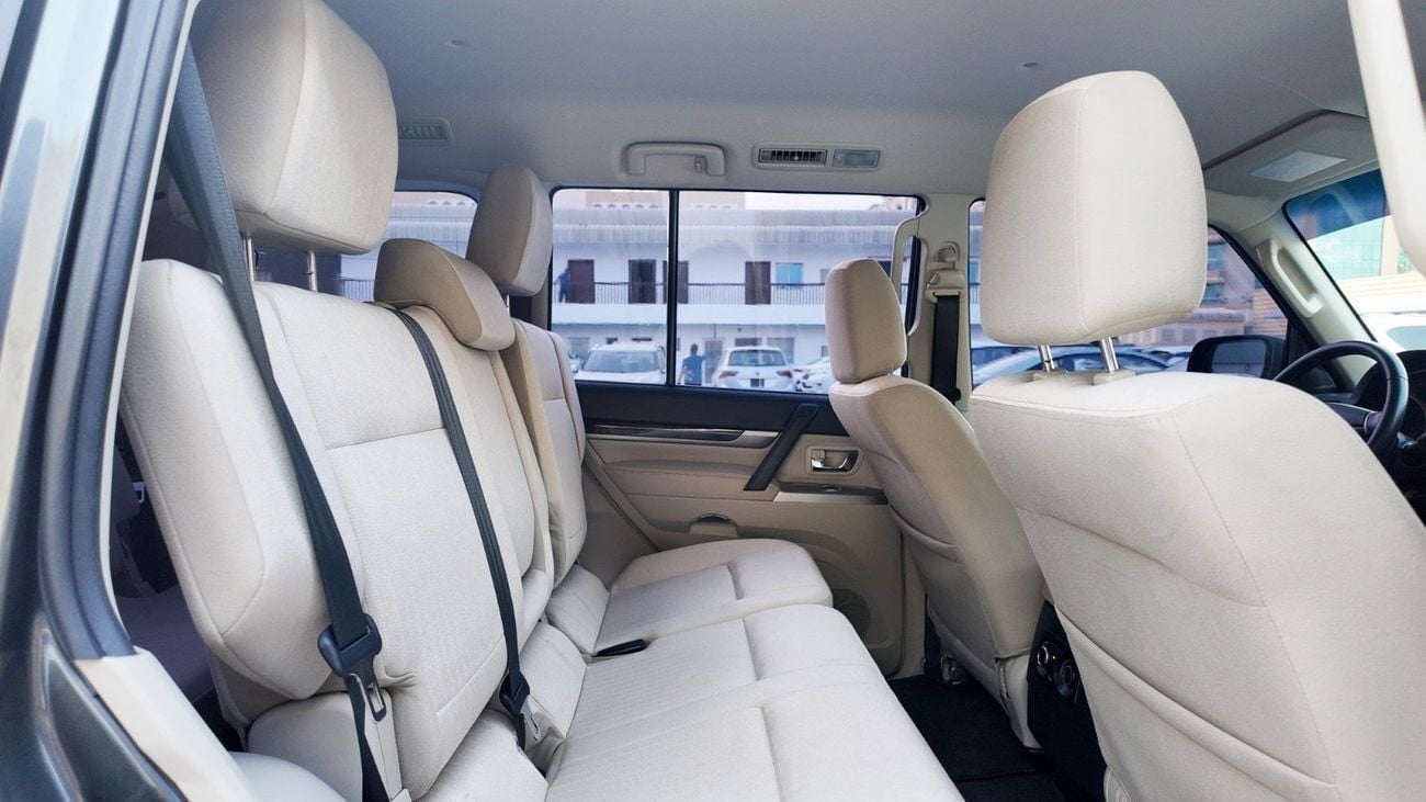 Mitsubishi Pajero GLS | V6 | 4x4 || Complete Service History || Zero Downpayment Support