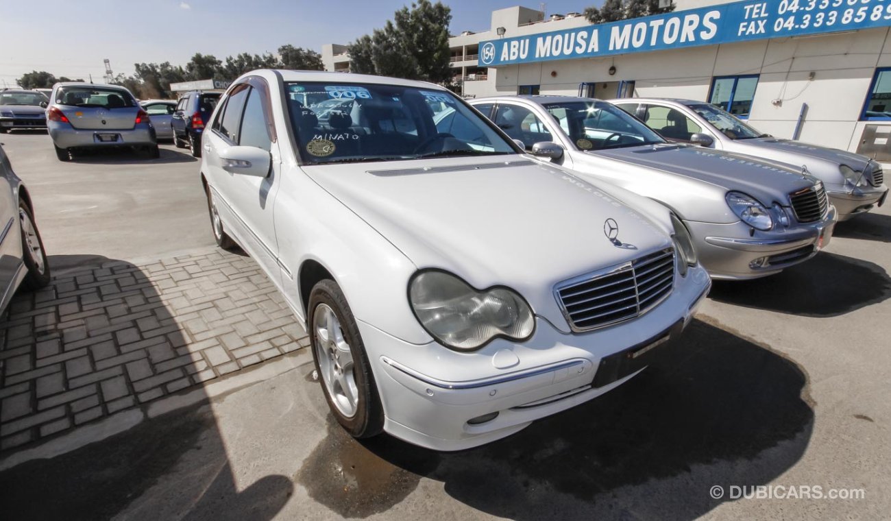 مرسيدس بنز C 320 Avantgarde