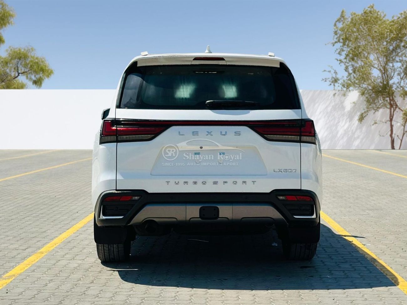 لكزس LX 600 LHD 3.5L V6 TWIN TURBO PETROL TURBO SPORT AT 7-SEATER | 25-MARK LEVINSON 2025MY