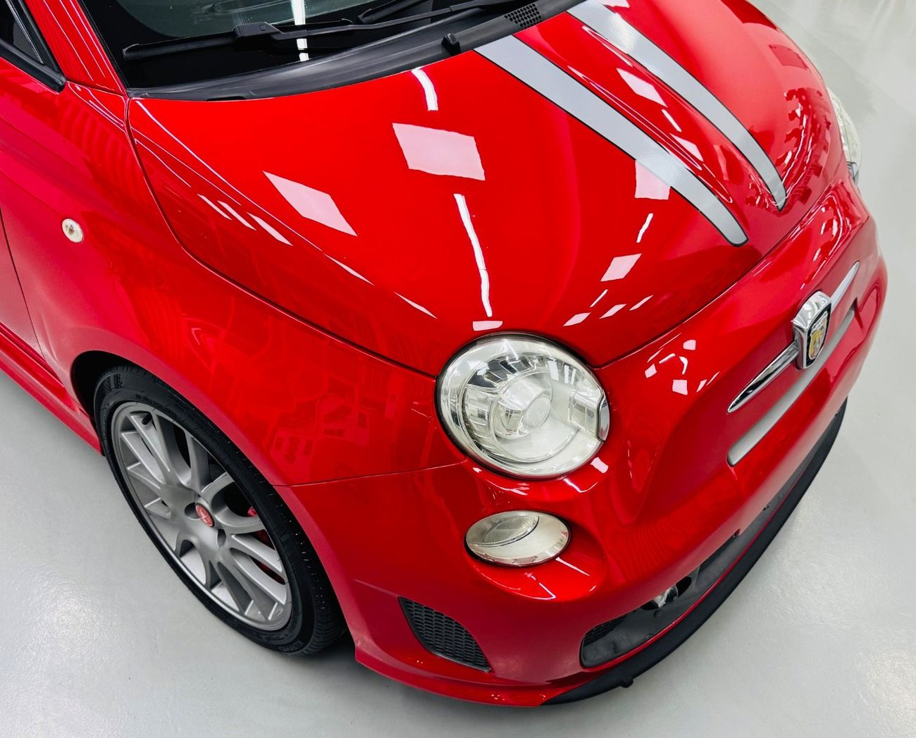 فيات 500 Abarth GCC .. Ferrari Edition .. 695 ..